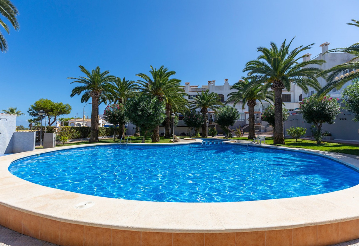 Resale · Apartment - Flat · La Mata