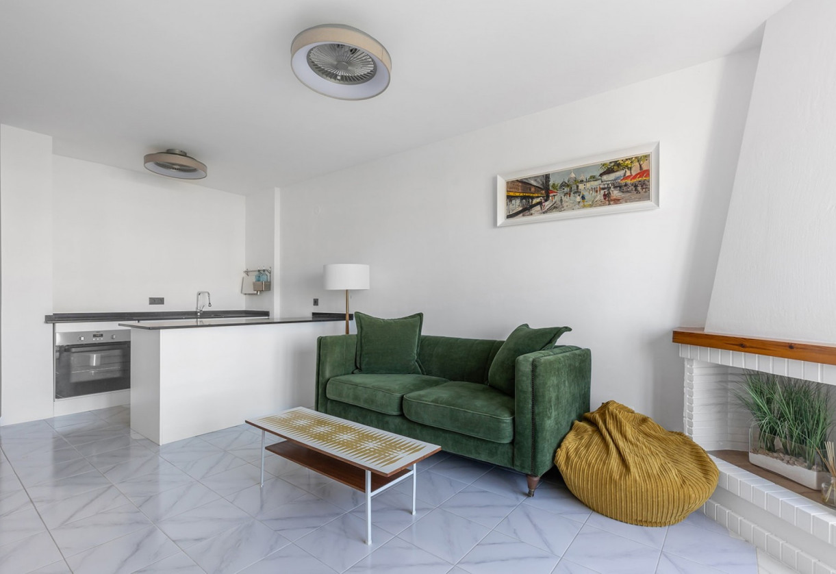 Resale · Apartment - Flat · La Mata