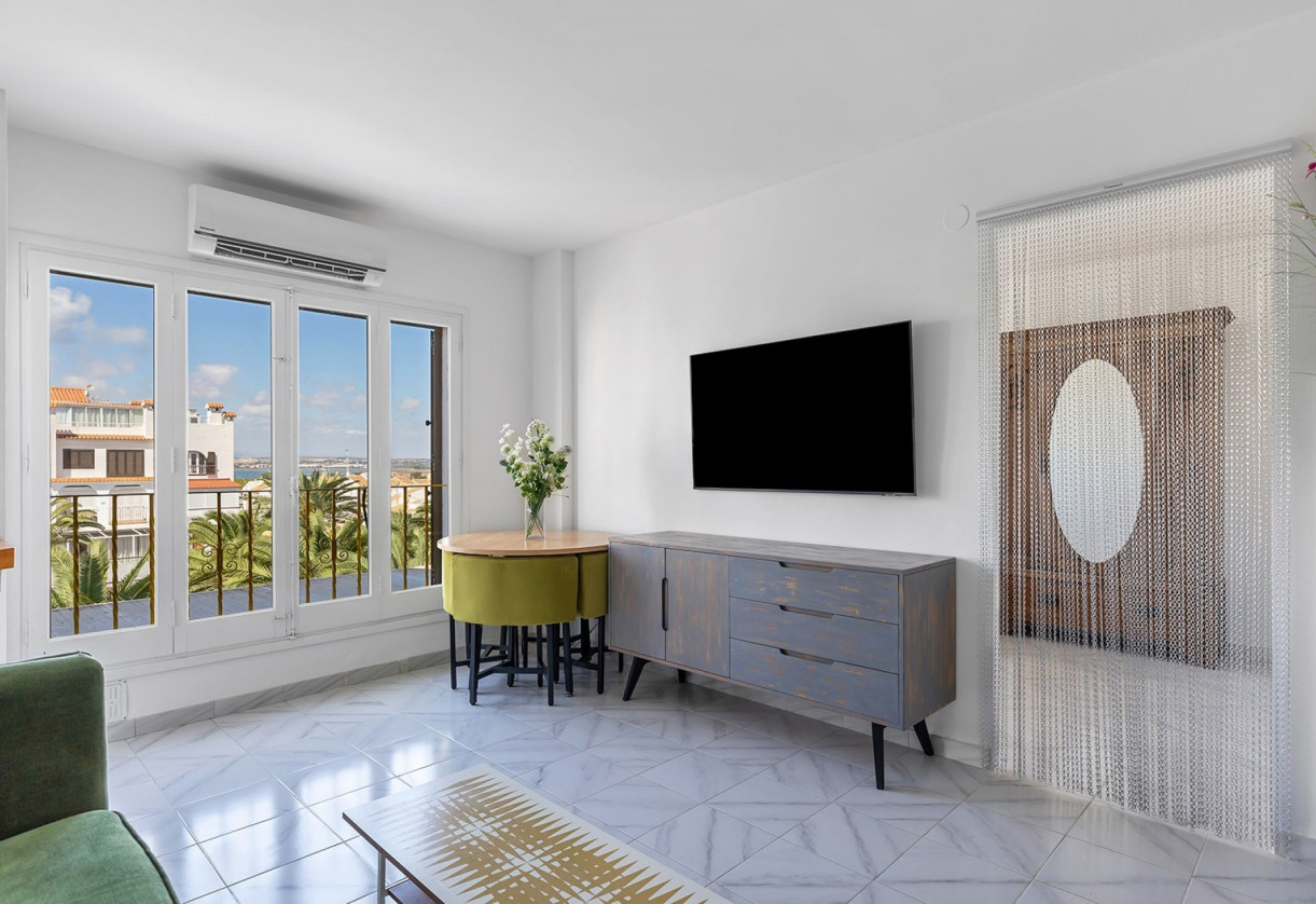 Resale · Apartment - Flat · La Mata