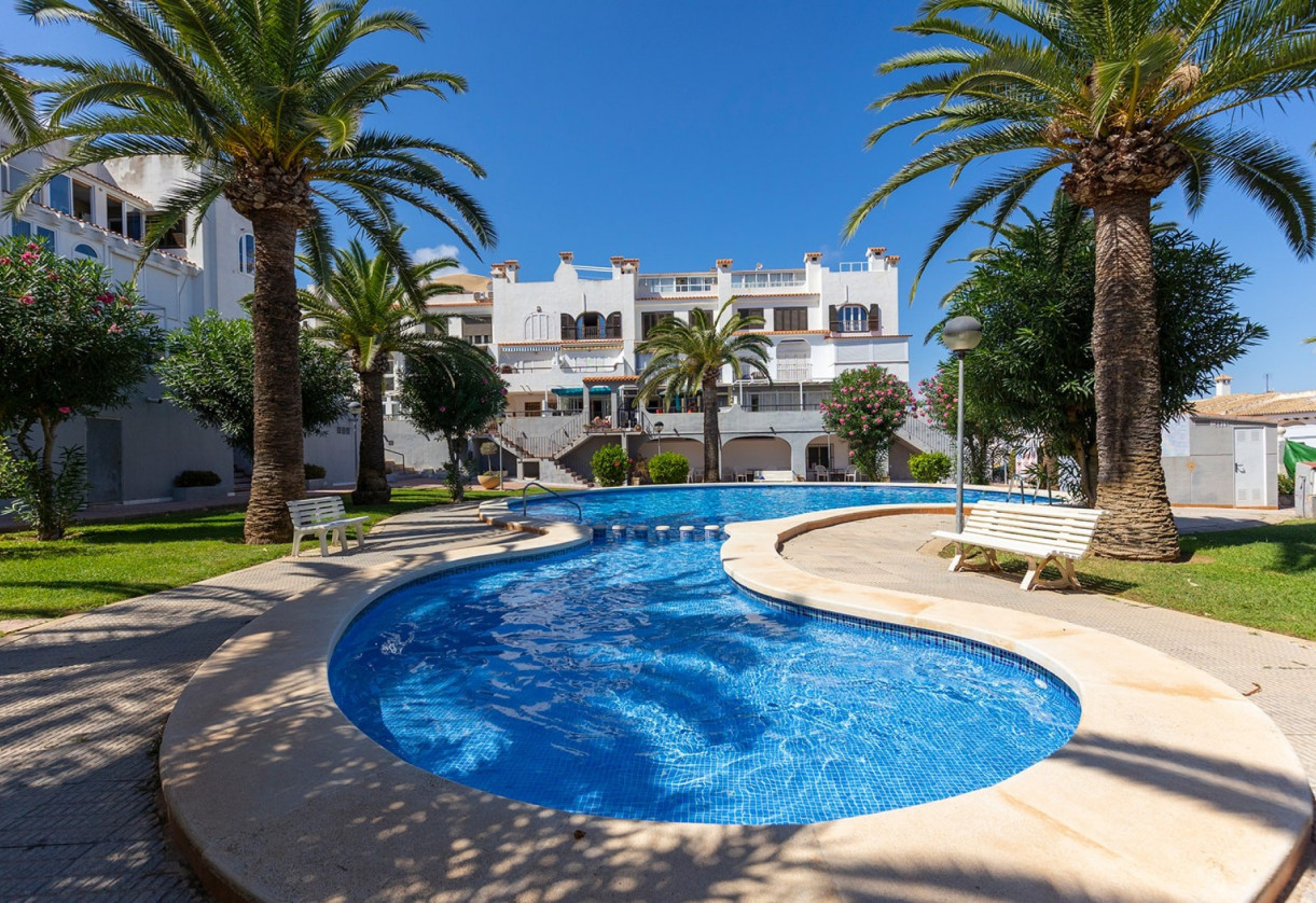 Resale · Apartment - Flat · La Mata