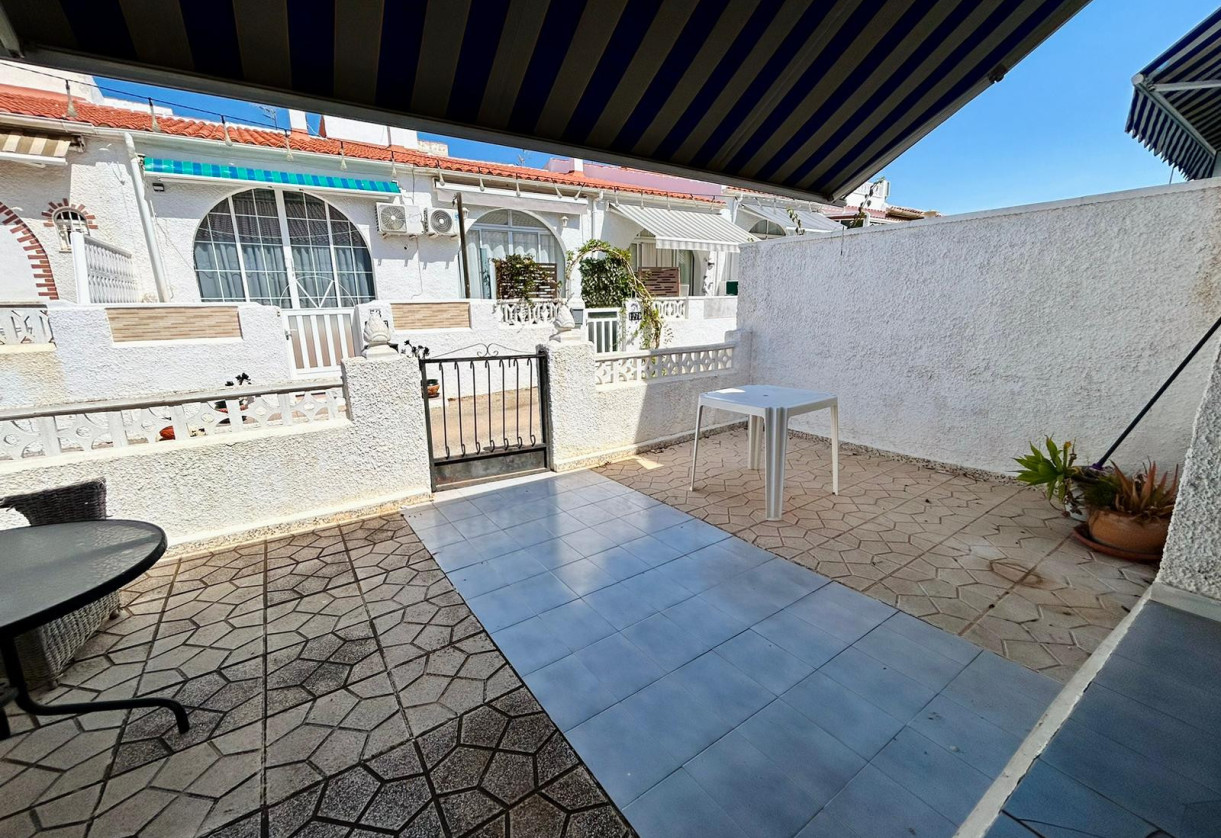 Sale · adosado · Torrevieja · San Luis