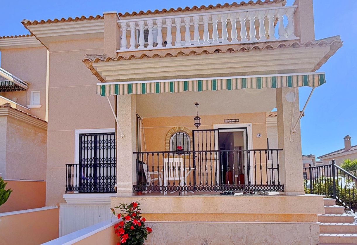 Rynek wtórny · Villa · Orihuela · Orihuela Costa