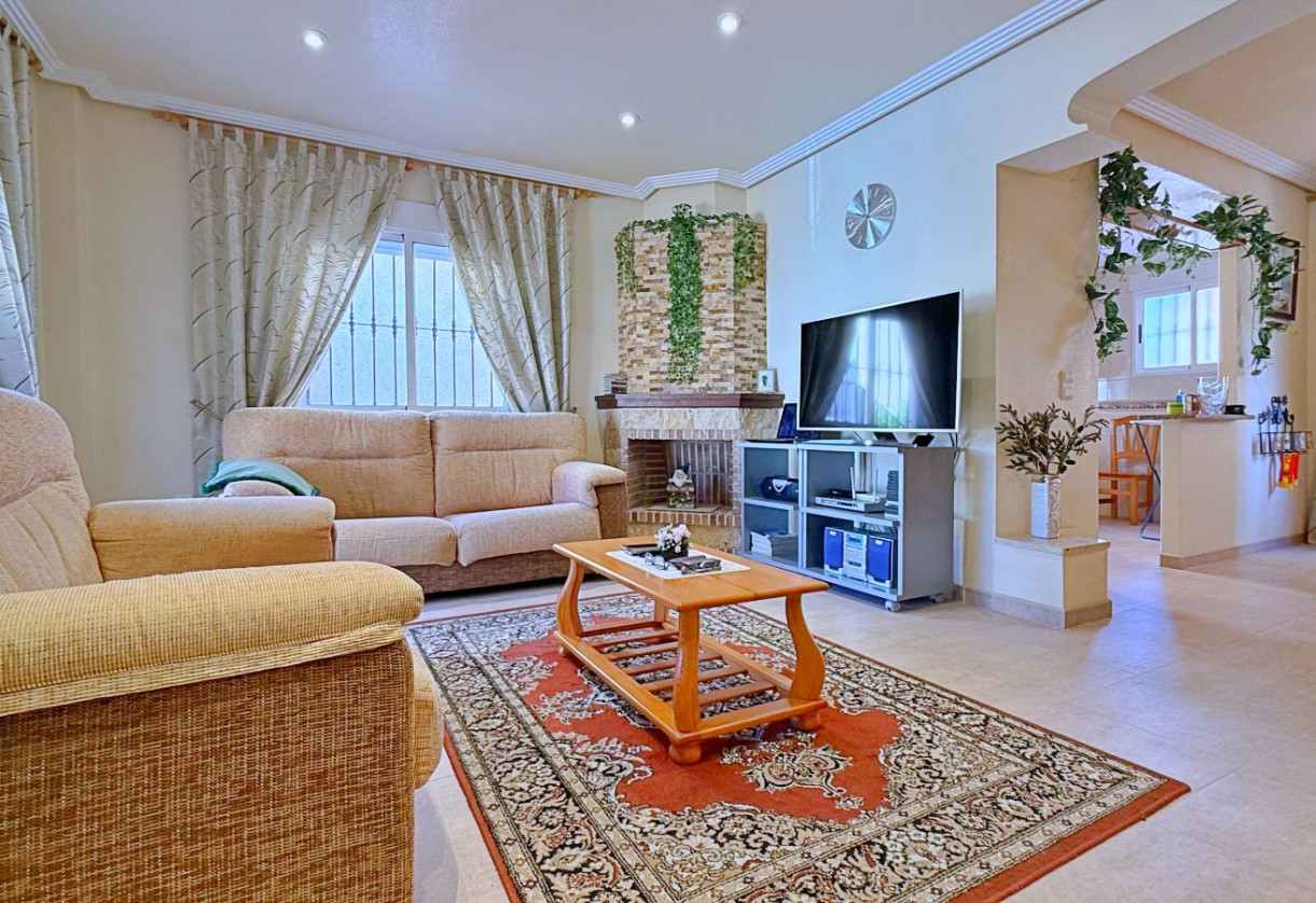 Rynek wtórny · Villa · Orihuela · Orihuela Costa