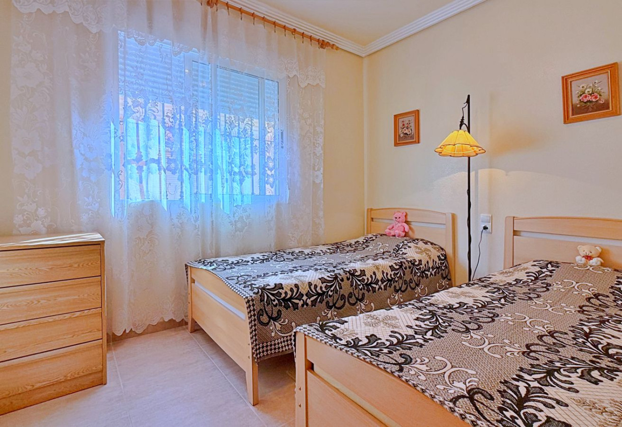 Rynek wtórny · Villa · Orihuela · Orihuela Costa