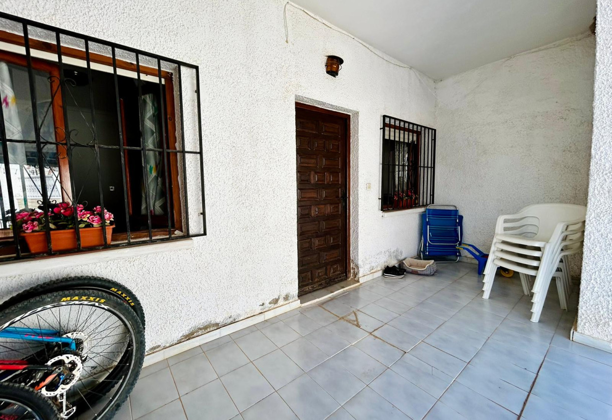 Rynek wtórny · adosado · Torrevieja · San Luis