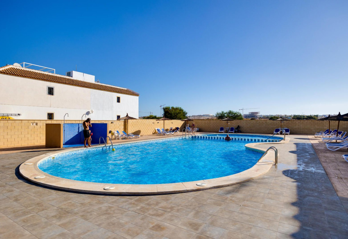 Rynek wtórny · Bungalows Planta Alta · Torrevieja · Carrefour