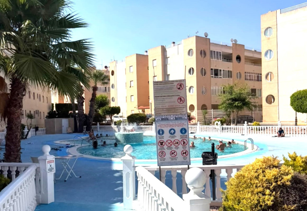 Sale · Apartment · Torrevieja · Urbanización San Luis