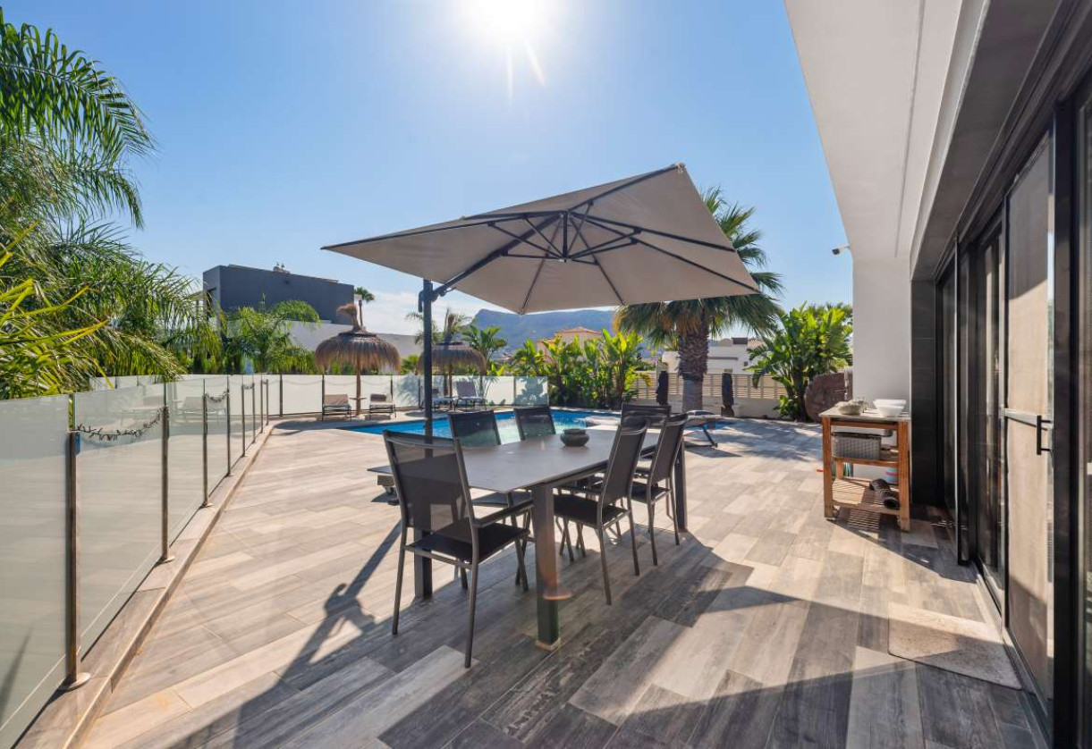 Sale · detached house · Calpe
