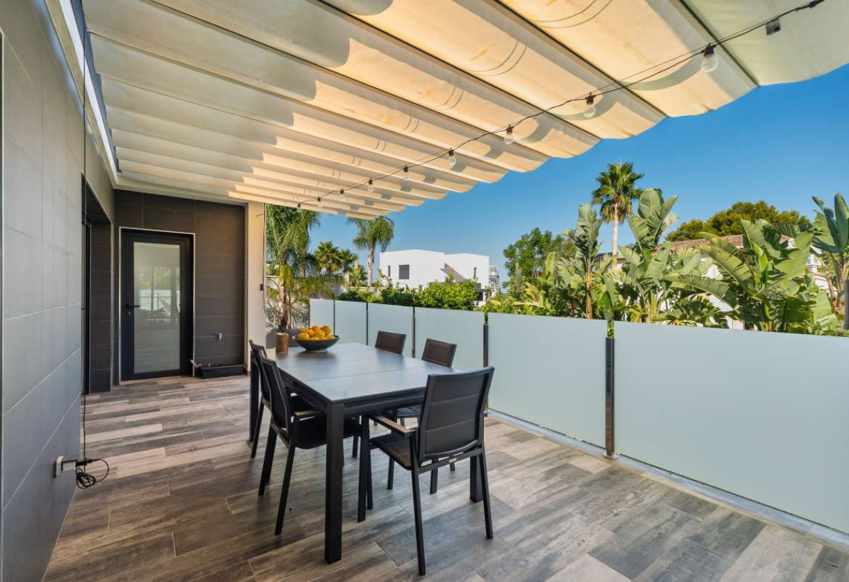Sale · detached house · Calpe