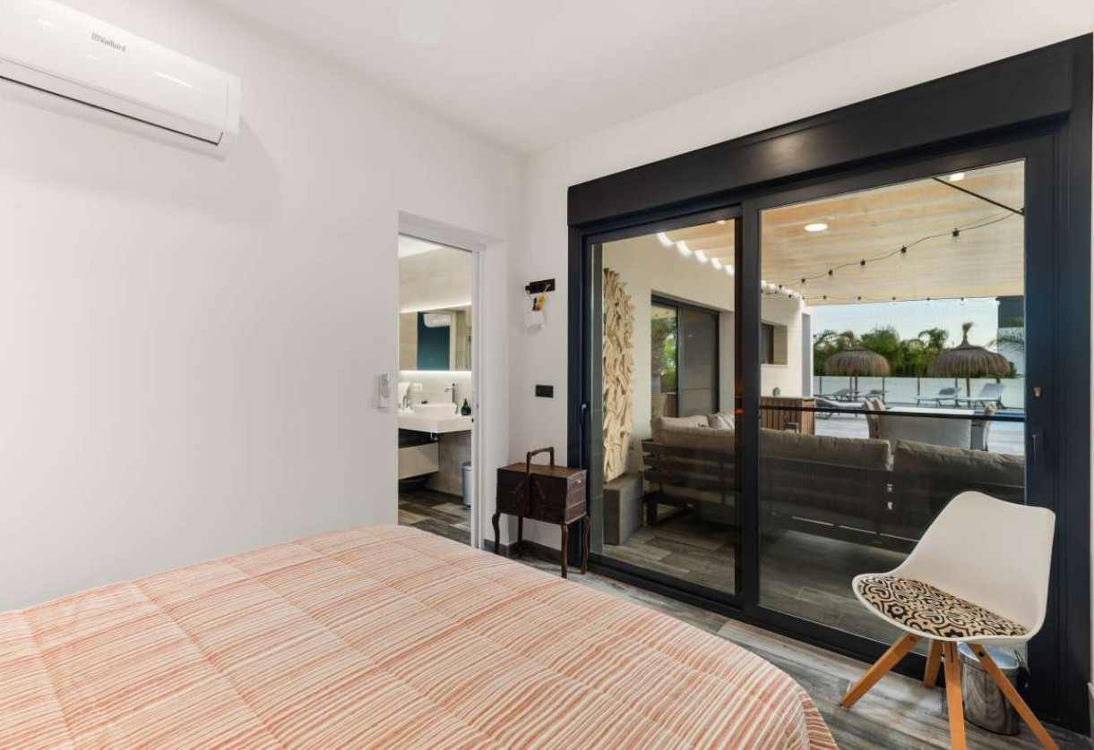 Sale · detached house · Calpe