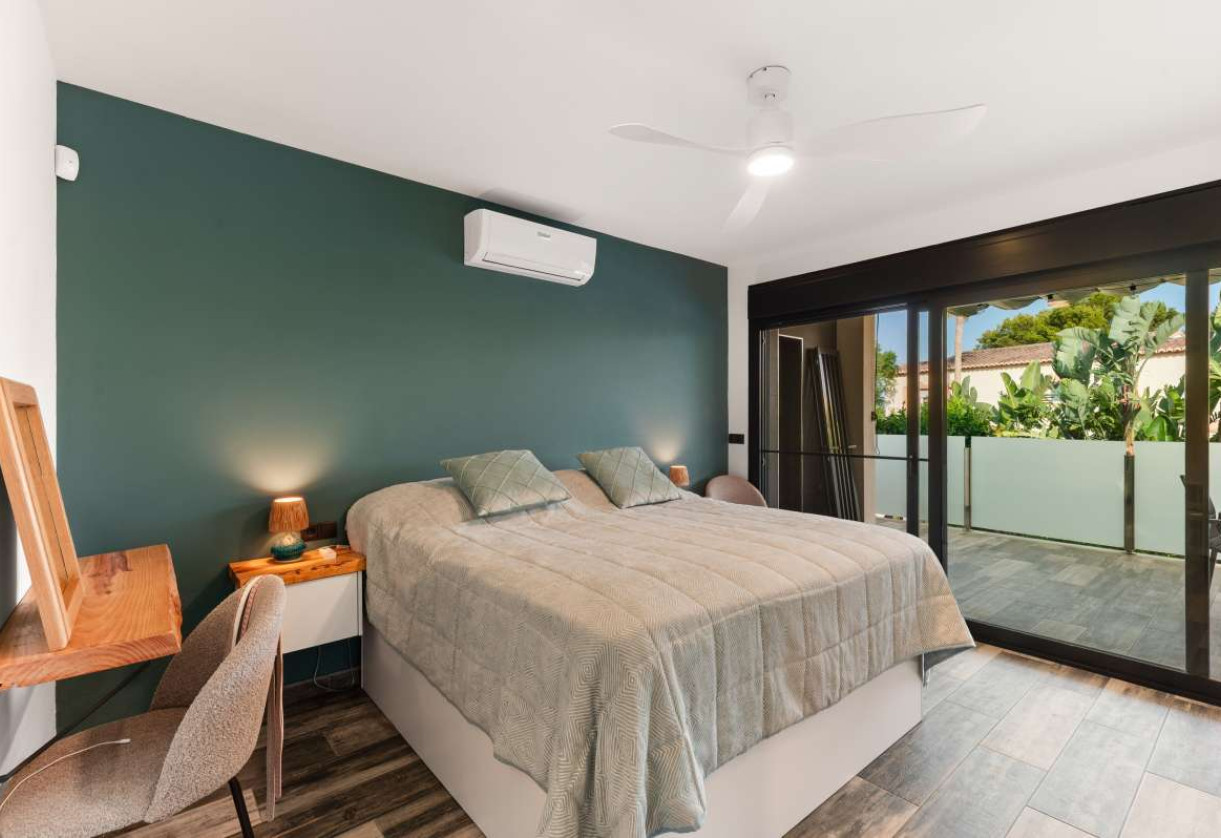Sale · detached house · Calpe