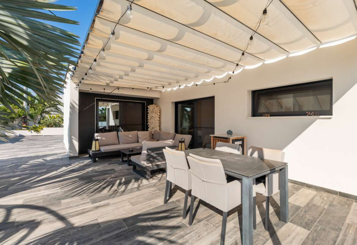 Sale · detached house · Calpe