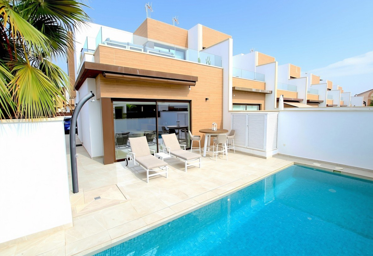 Resale · Villa · Algorfa - La Finca Golf