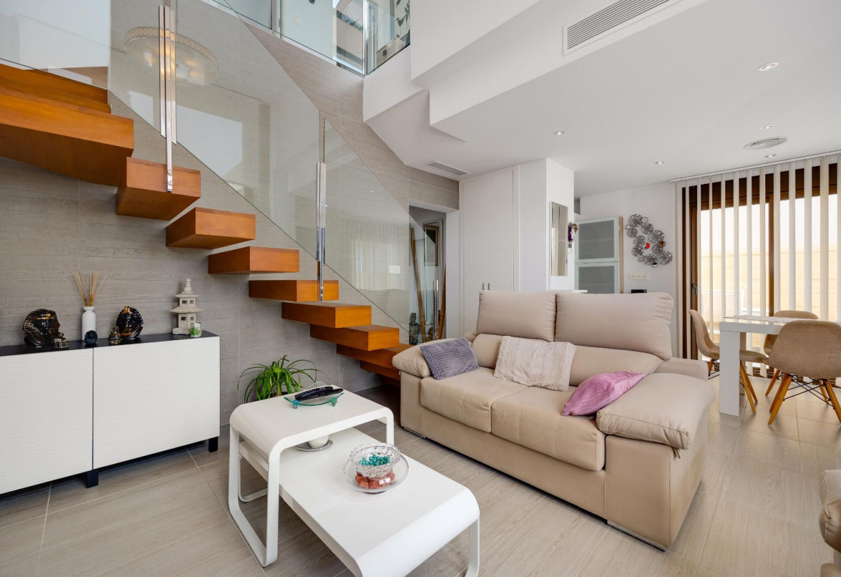 Sale · detached house · Rojales