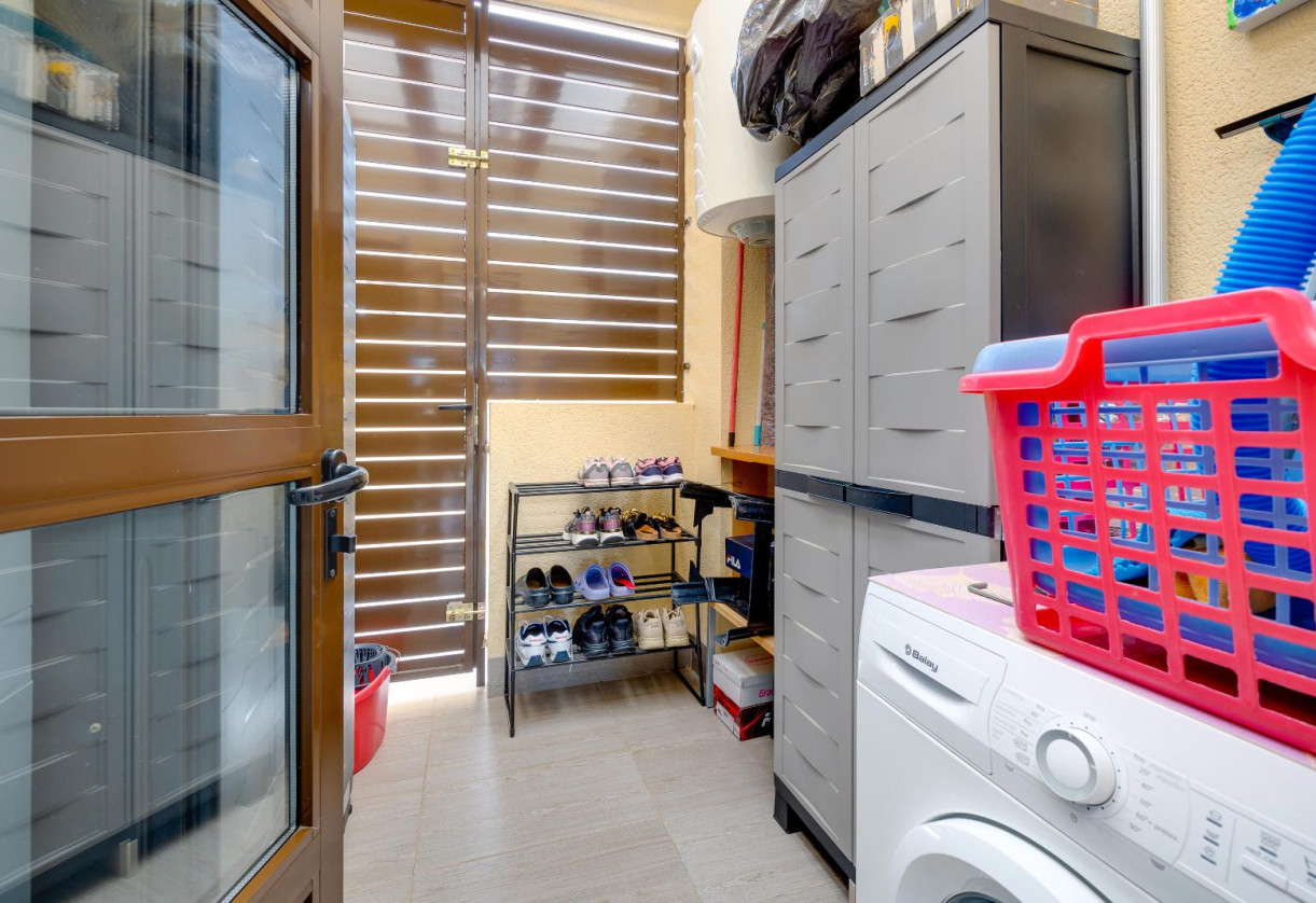 Sale · detached house · Rojales