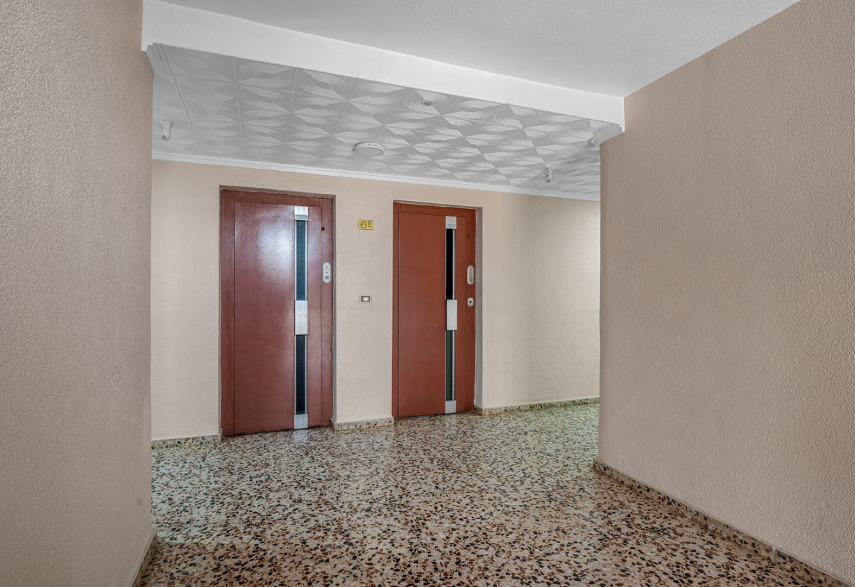 Rynek wtórny · - APARTMENT · Torrevieja · Punta Prima