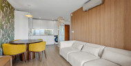 Rynek wtórny · - APARTMENT · Torrevieja · Punta Prima