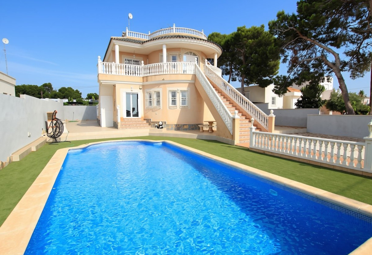 Reventa · Villa · Campoamor
