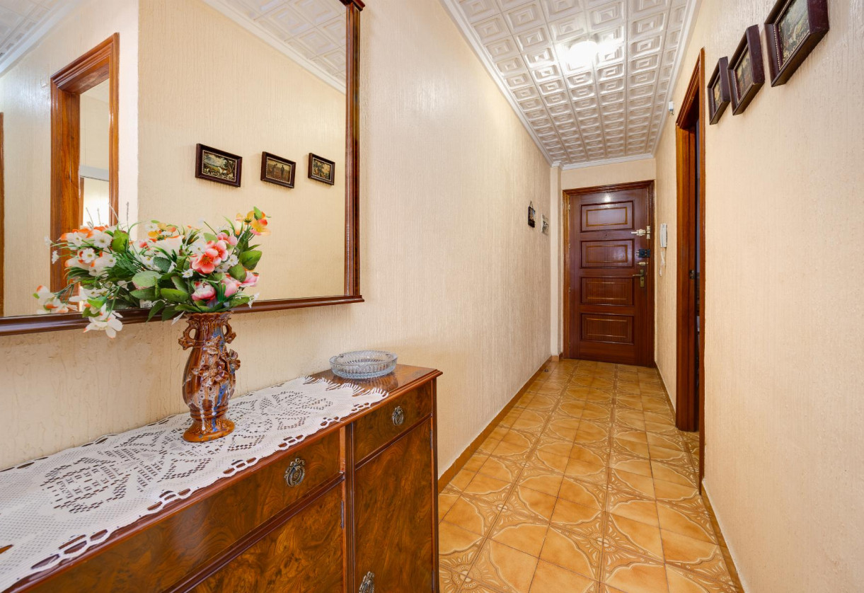 Sale · APARTAMENTO · Torrevieja · Playa del Acequión