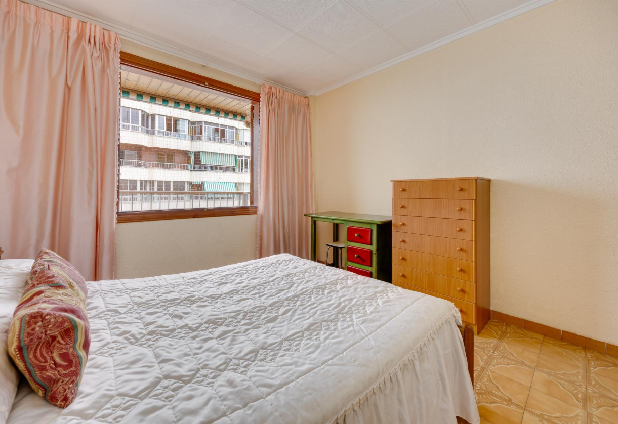 Sale · APARTAMENTO · Torrevieja · Playa del Acequión