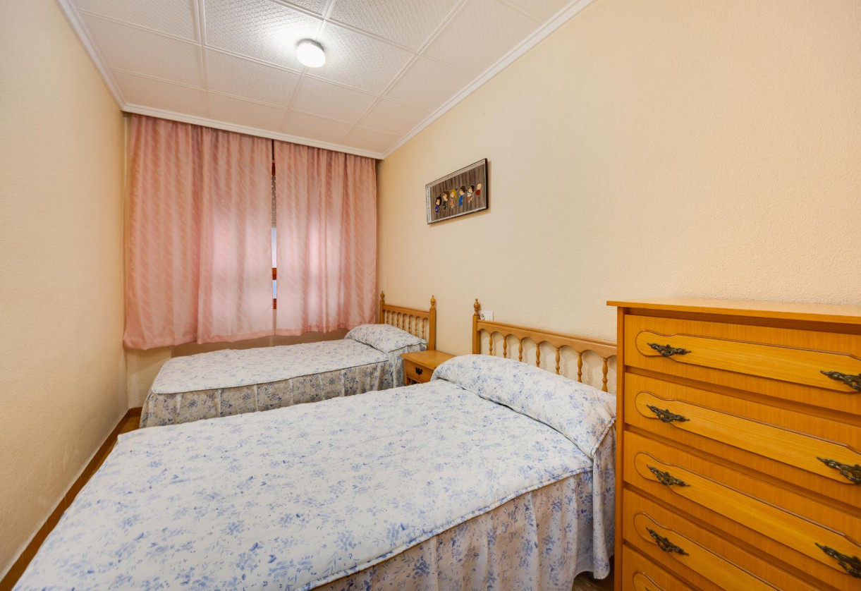 Sale · APARTAMENTO · Torrevieja · Playa del Acequión