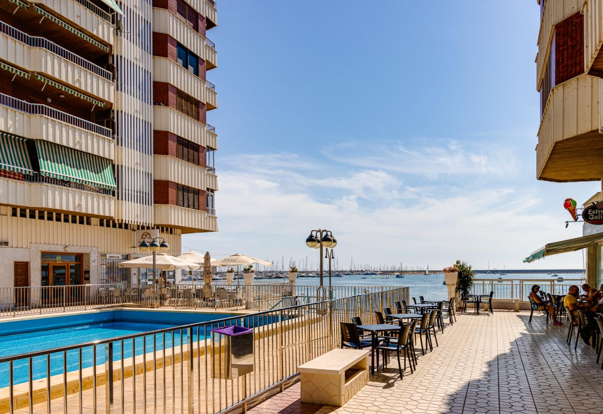 Sale · APARTAMENTO · Torrevieja · Playa del Acequión