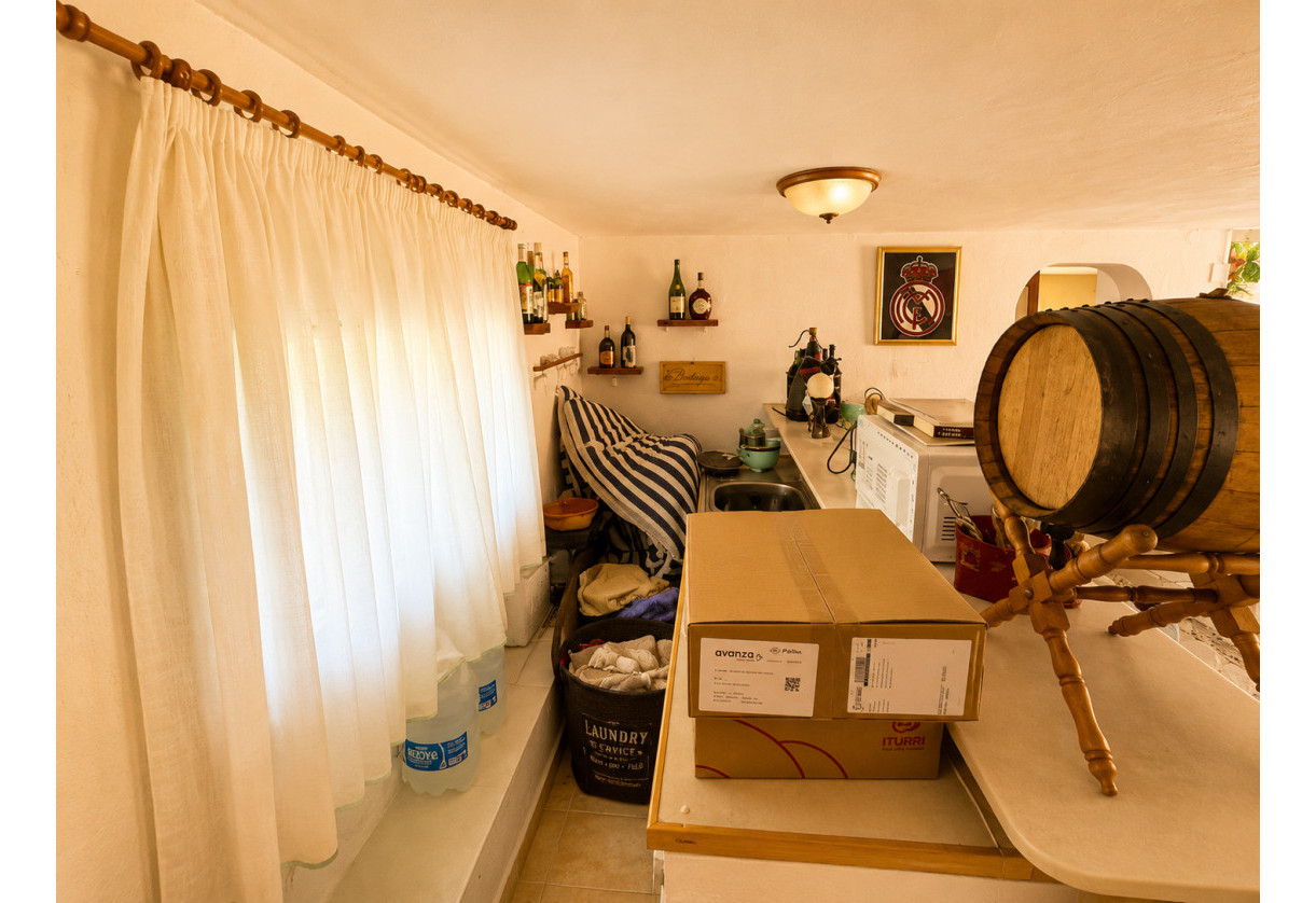 Sale · Villa · Torrevieja · LA SIESTA