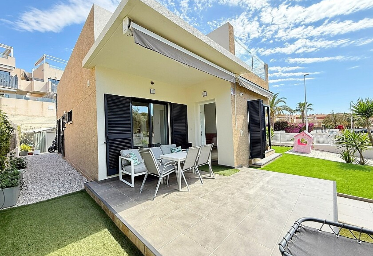 Sale · Villa · Orihuela Costa · La Zenia