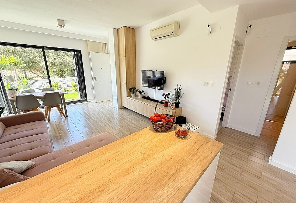 Sale · Villa · Orihuela Costa · La Zenia