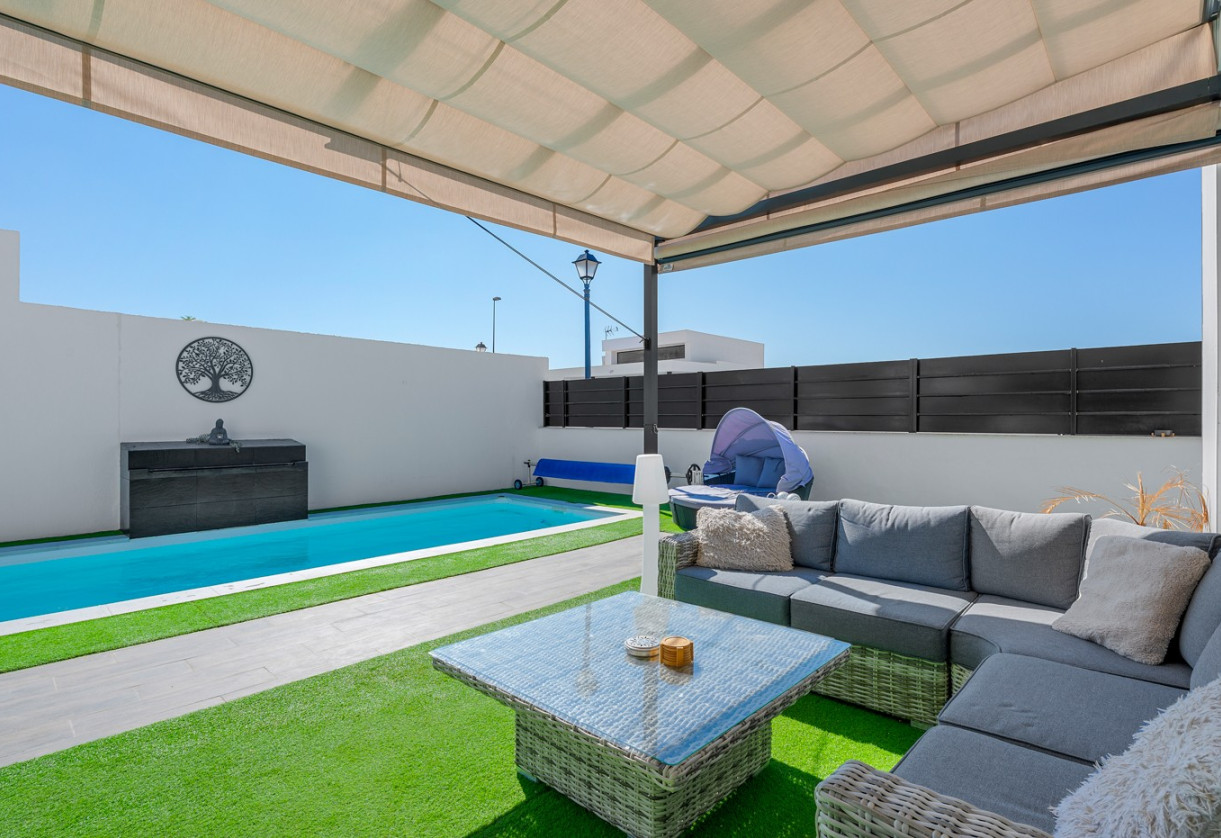 Sale · Villa · Fortuna · Urbanizacion Las Kalendas
