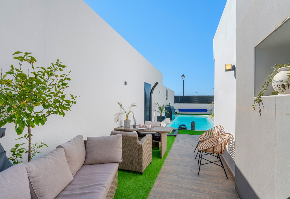 Sale · Villa · Fortuna · Urbanizacion Las Kalendas