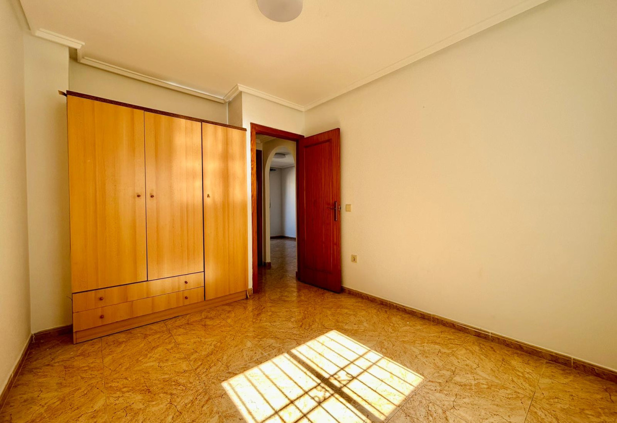 Rynek wtórny · - APARTMENT · Torrevieja Centro · Torrevieja