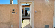 Rynek wtórny · - VILLA · Torrevieja · Urbanización San Luis