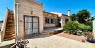 Rynek wtórny · - VILLA · Torrevieja · Urbanización San Luis