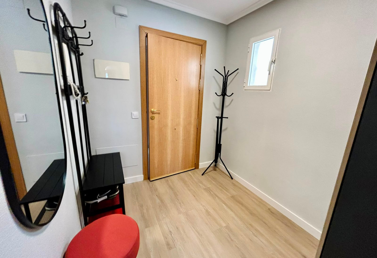Rynek wtórny · - APARTMENT · Torrevieja Centro · Torrevieja