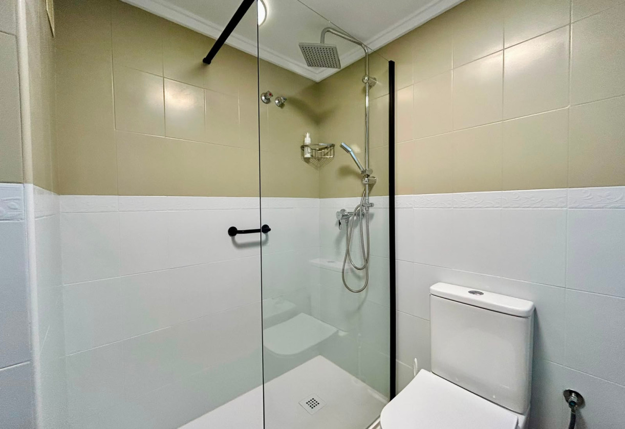Rynek wtórny · - APARTMENT · Torrevieja Centro · Torrevieja