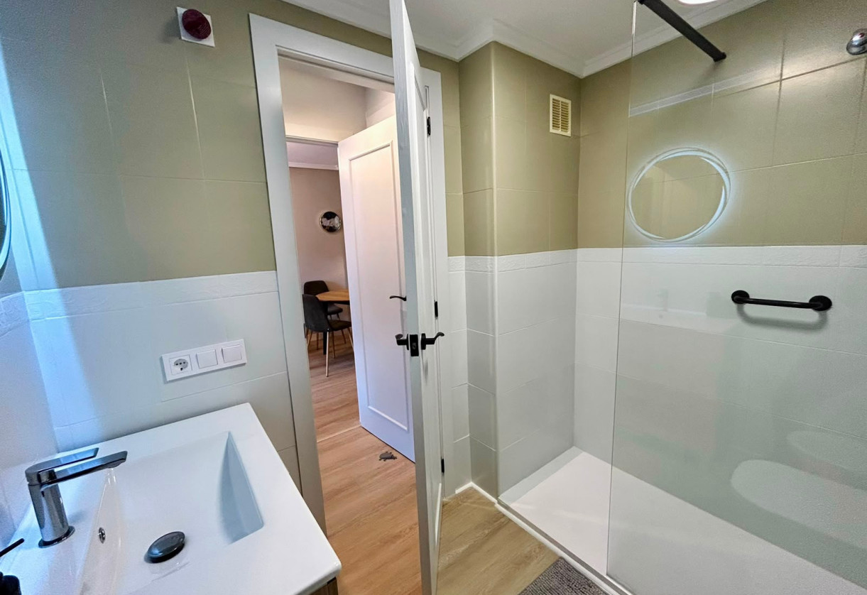 Rynek wtórny · - APARTMENT · Torrevieja Centro · Torrevieja