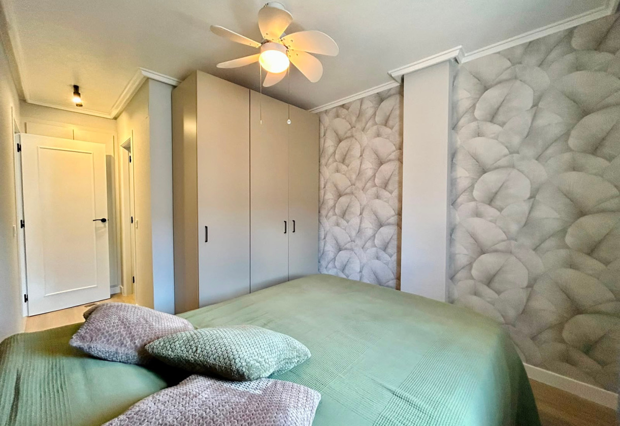 Rynek wtórny · - APARTMENT · Torrevieja Centro · Torrevieja