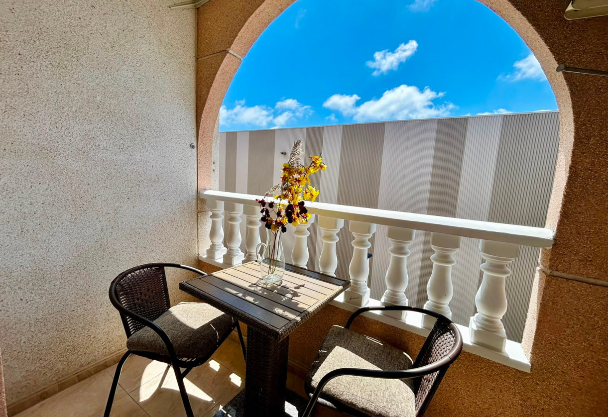 Rynek wtórny · - APARTMENT · Torrevieja Centro · Torrevieja