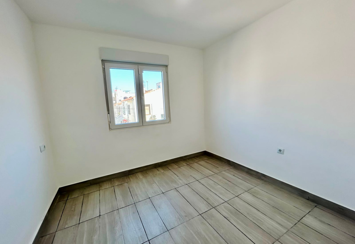 Sale · APARTAMENTO · Torrevieja Centro · Torrevieja