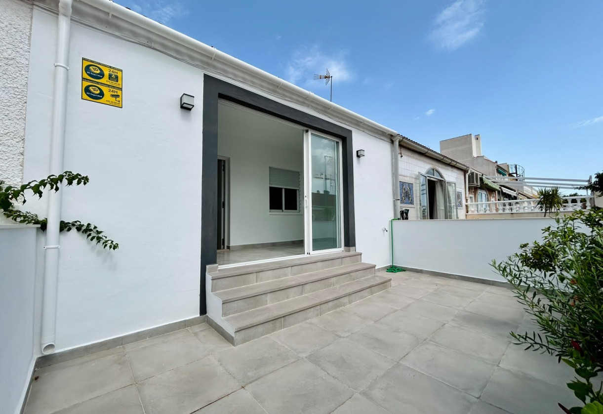Sale · Bungalow · La Siesta - El Salado - Torreta · La Siesta