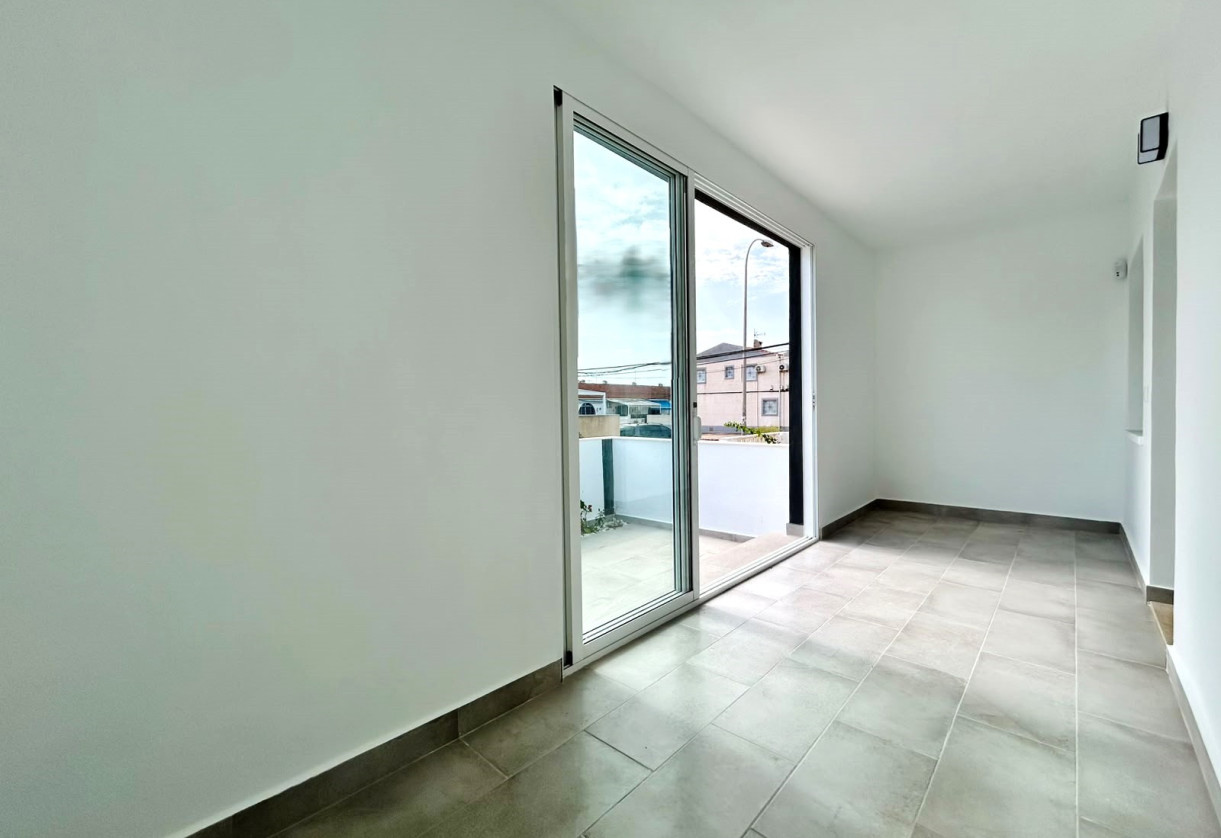Sale · Bungalow · La Siesta - El Salado - Torreta · La Siesta