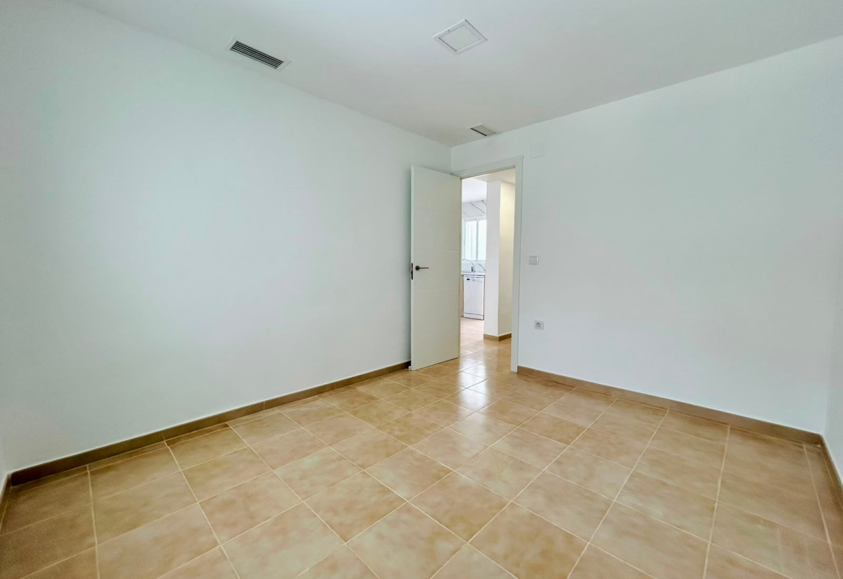 Sale · Bungalow · La Siesta - El Salado - Torreta · La Siesta