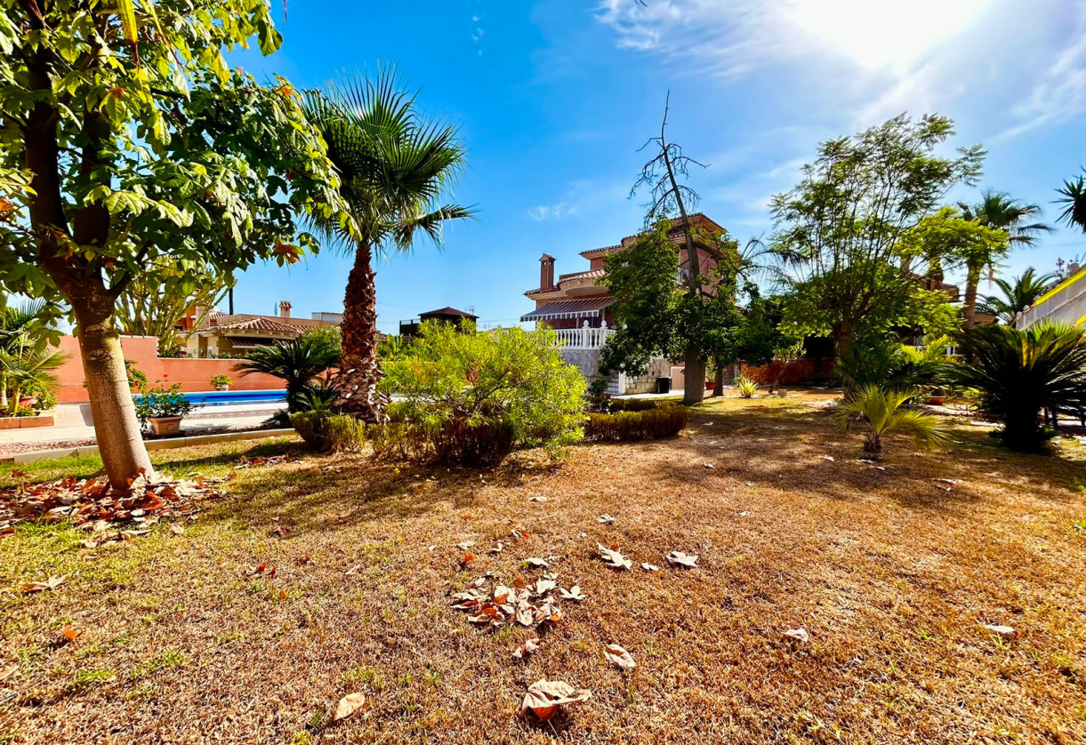 Sale · - VILLA · Orihuela · Los Balcones