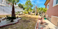 Sale · - VILLA · Orihuela · Los Balcones