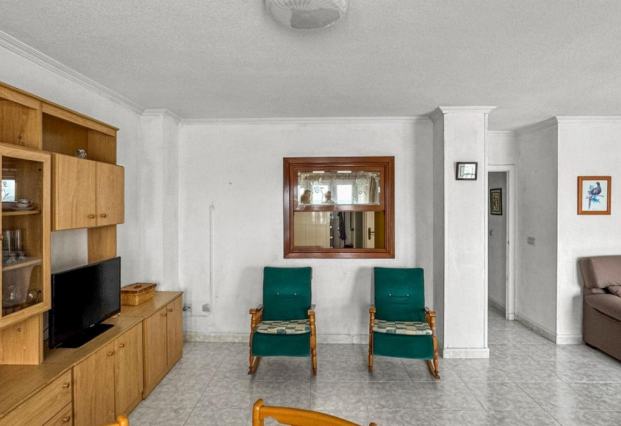Sale · APARTAMENTO · Torrevieja · Playa de los Locos