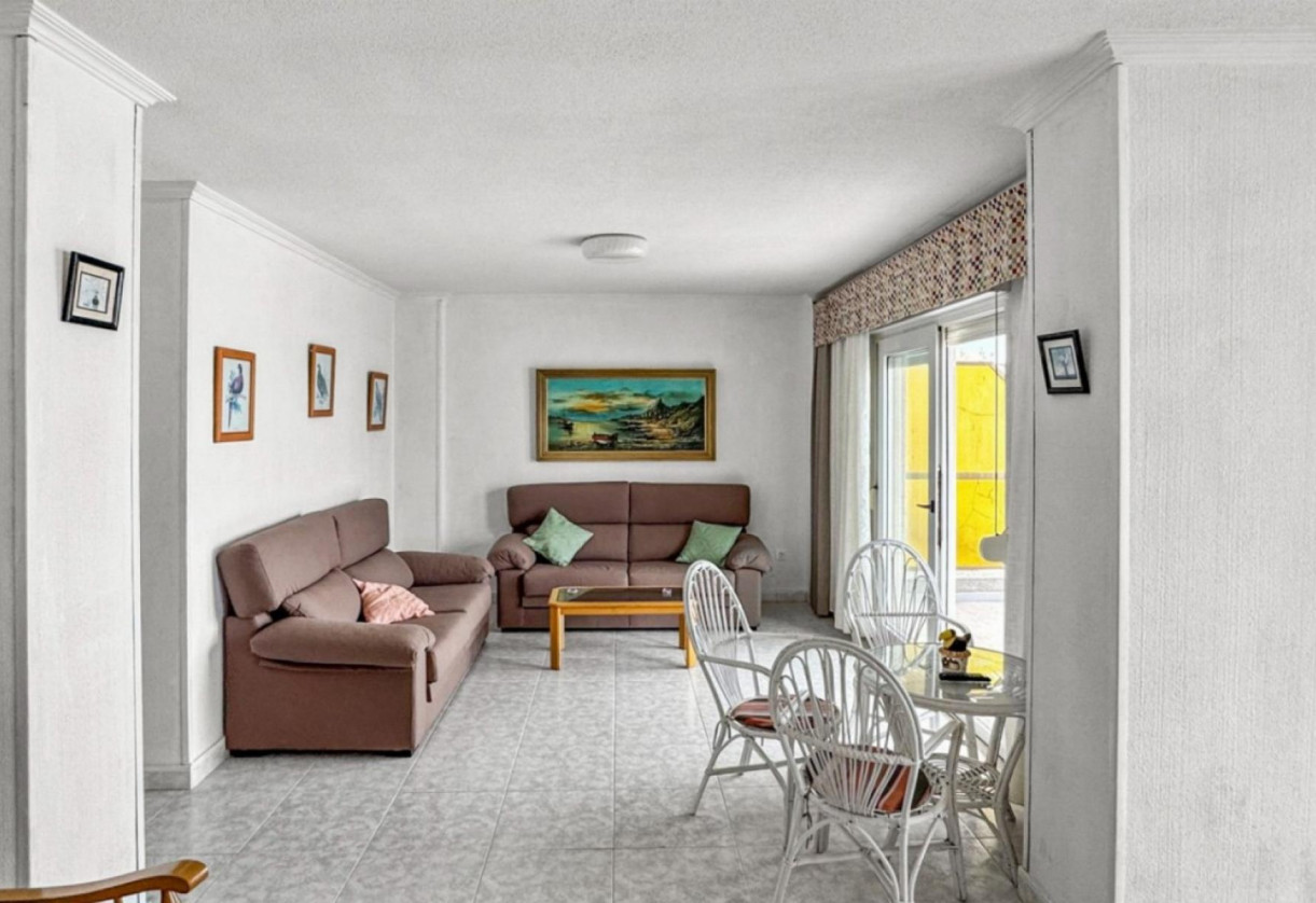 Sale · APARTAMENTO · Torrevieja · Playa de los Locos