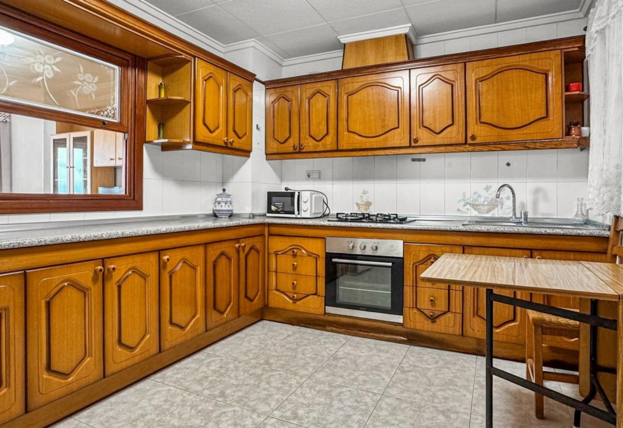 Sale · APARTAMENTO · Torrevieja · Playa de los Locos