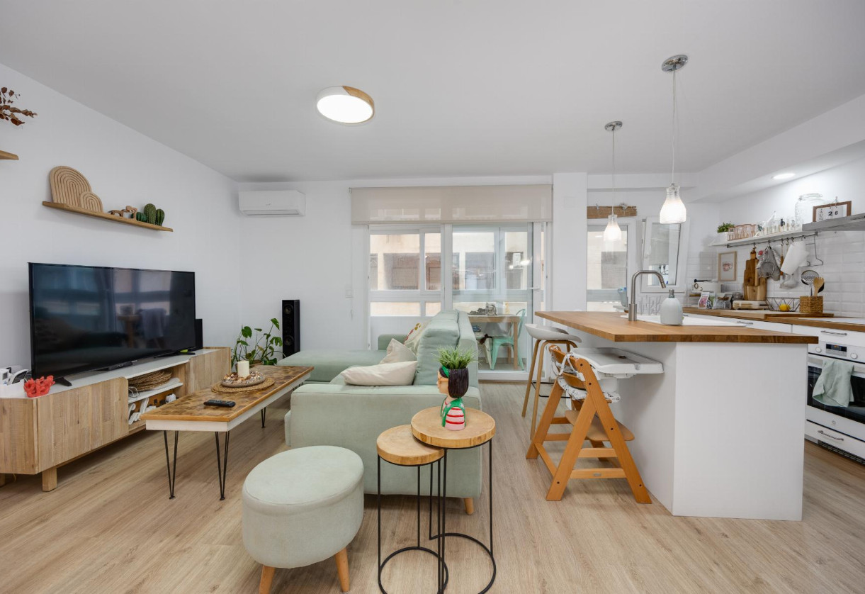 Sale · APARTAMENTO · Torrevieja · playa de los naufragos