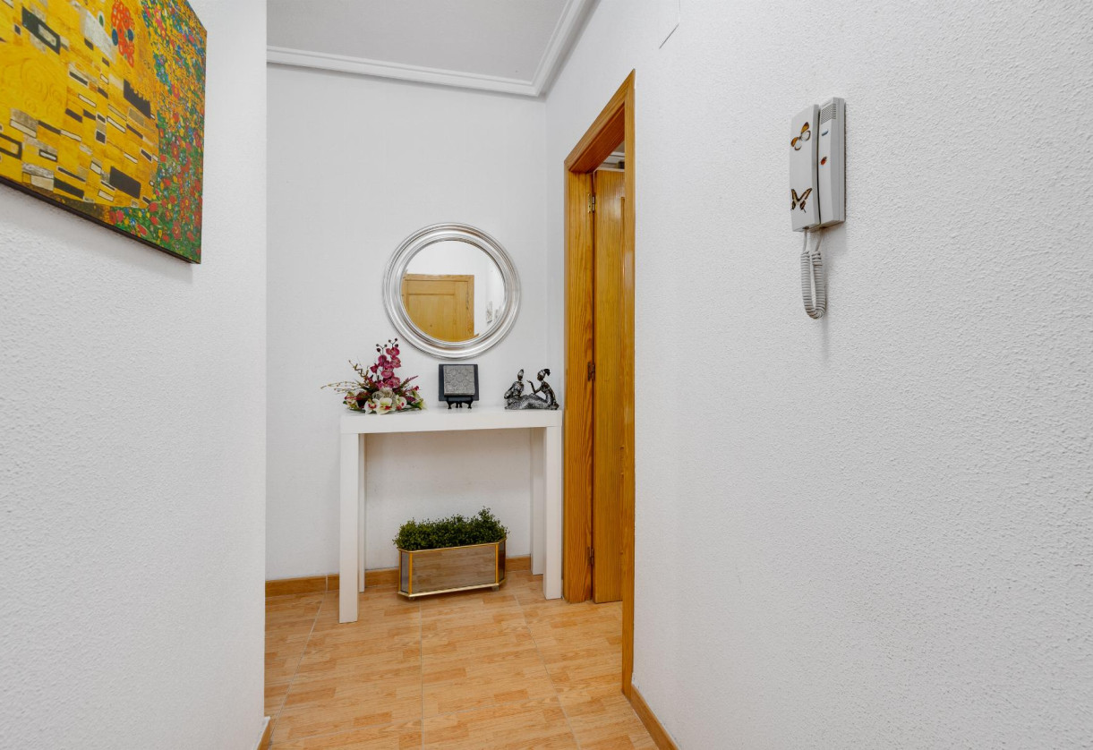 Sale · APARTAMENTO · Torrevieja · Playa del Acequión